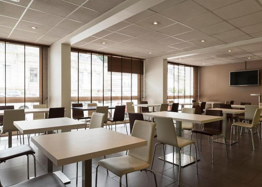 Nouvelle-Aquitaine Tulle Breakfast Area