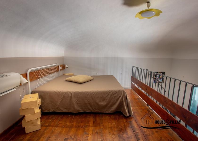 Sicily Syracuse Room