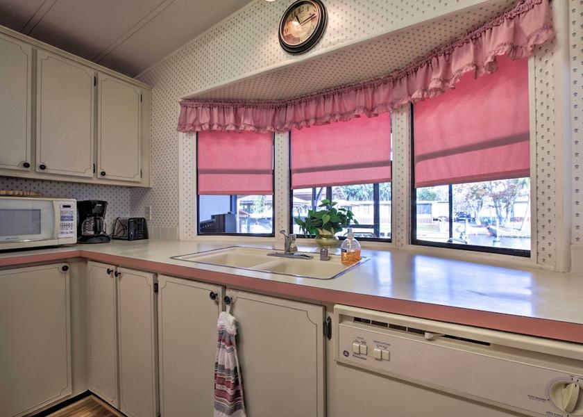 Florida Homosassa Interior Entrance