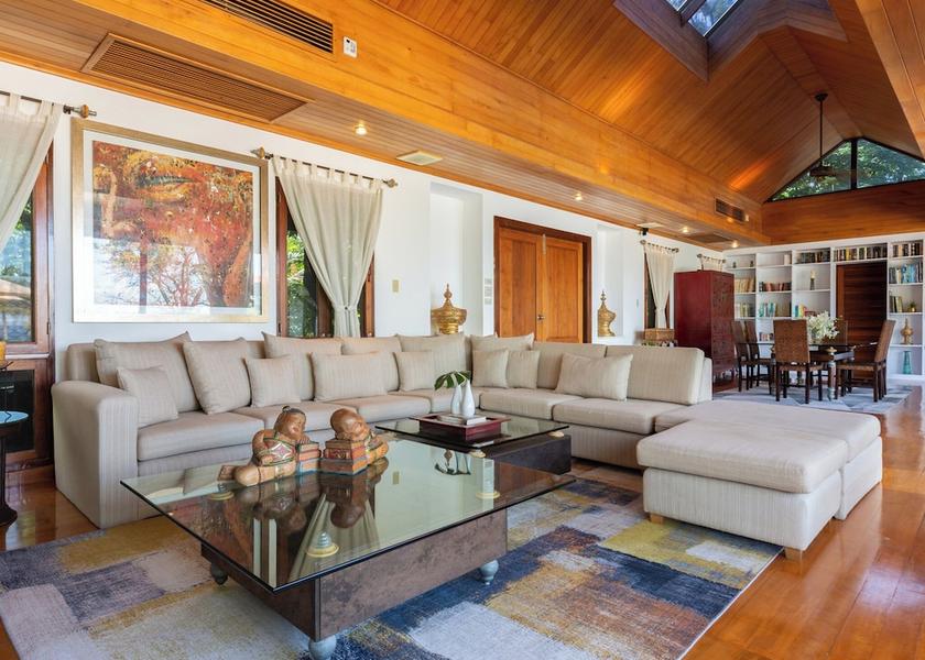 Phuket Karon Living Area