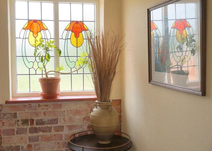 England Thatcham Interior Entrance