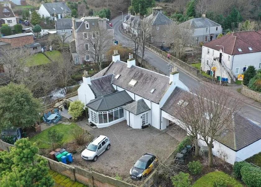 Scotland Leven Property Grounds