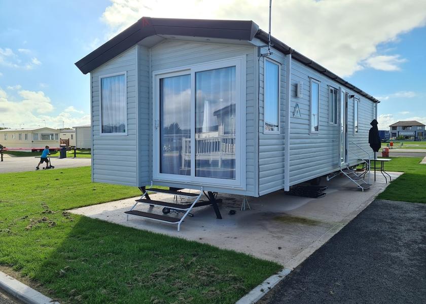 Wales Rhyl Property Grounds