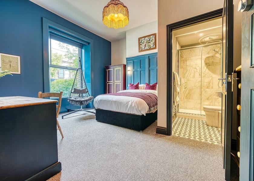 England Keighley Room