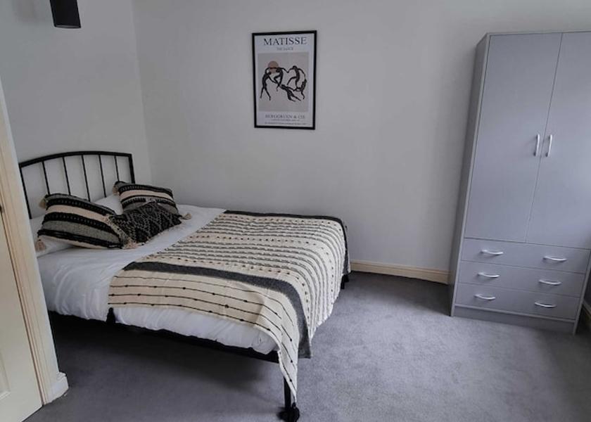 England Keighley Room