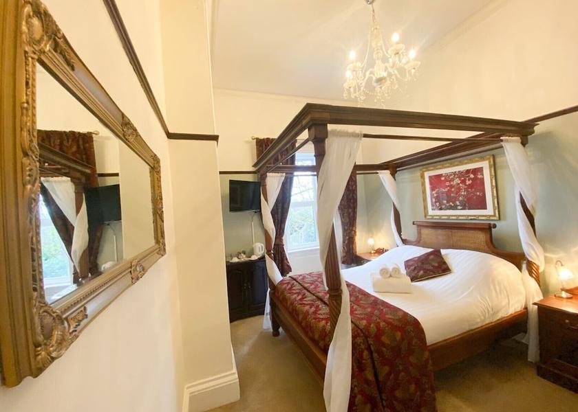 England Keighley Room