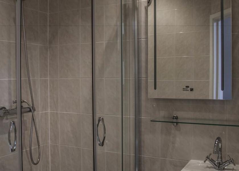 England Seascale Bathroom