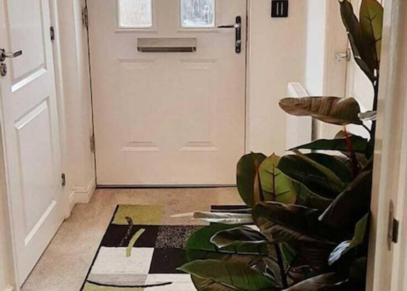England Grays Interior Entrance