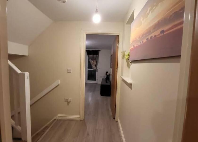 England Grays Interior Entrance