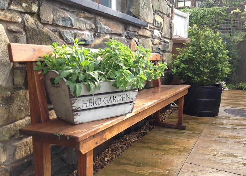 Wales Dolgellau Property Grounds