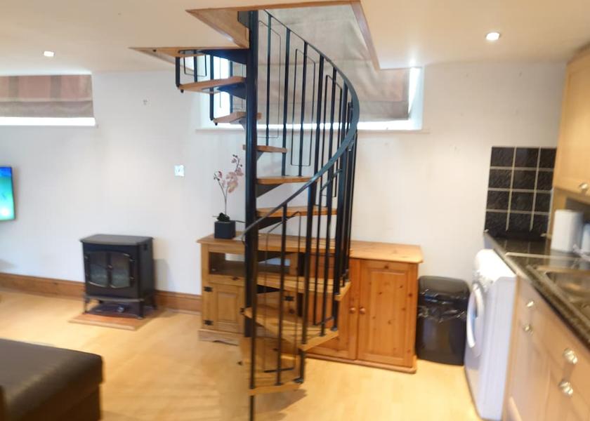 England Kettering Interior Entrance