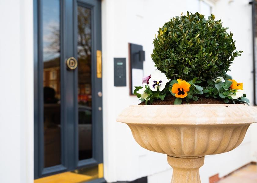 England Oldbury Facade