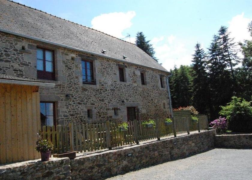 Brittany Taden Exterior