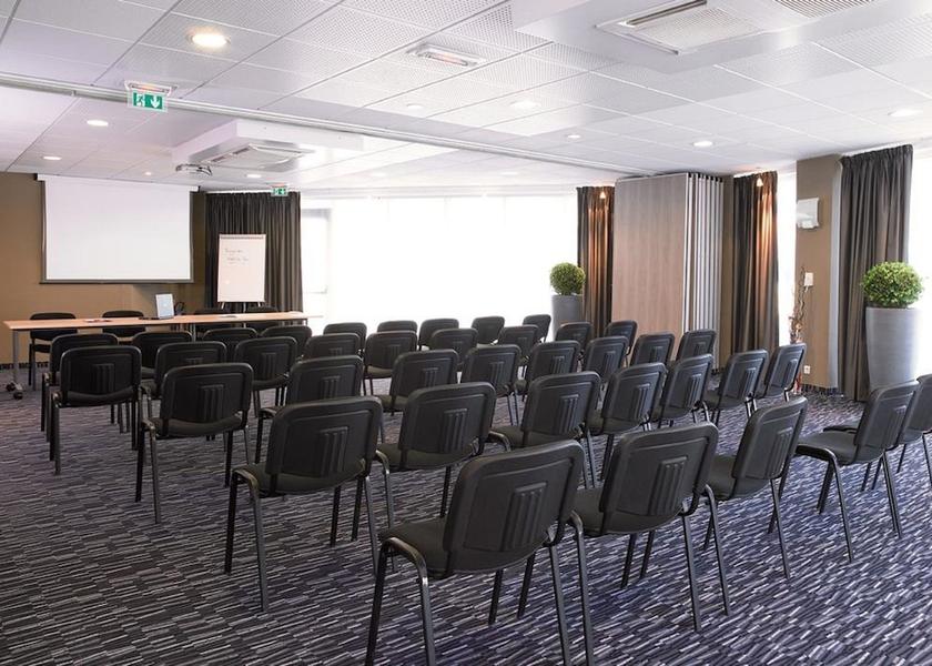 Pays de la Loire Cholet Meeting Room