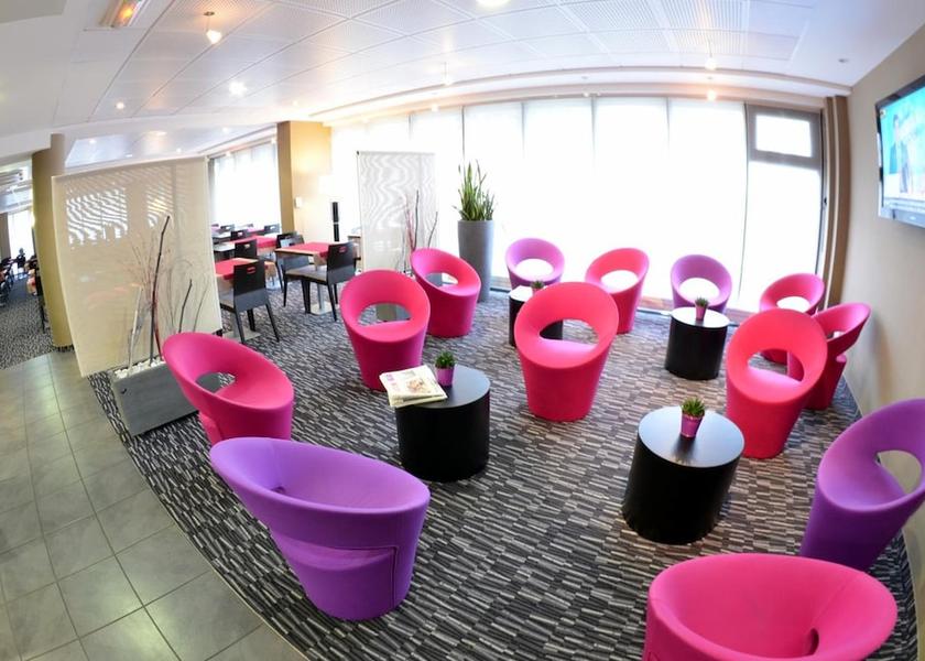 Pays de la Loire Cholet Lobby