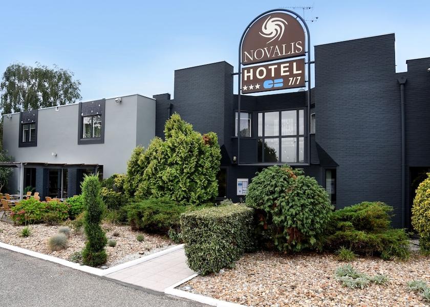 Nouvelle-Aquitaine Gradignan Facade