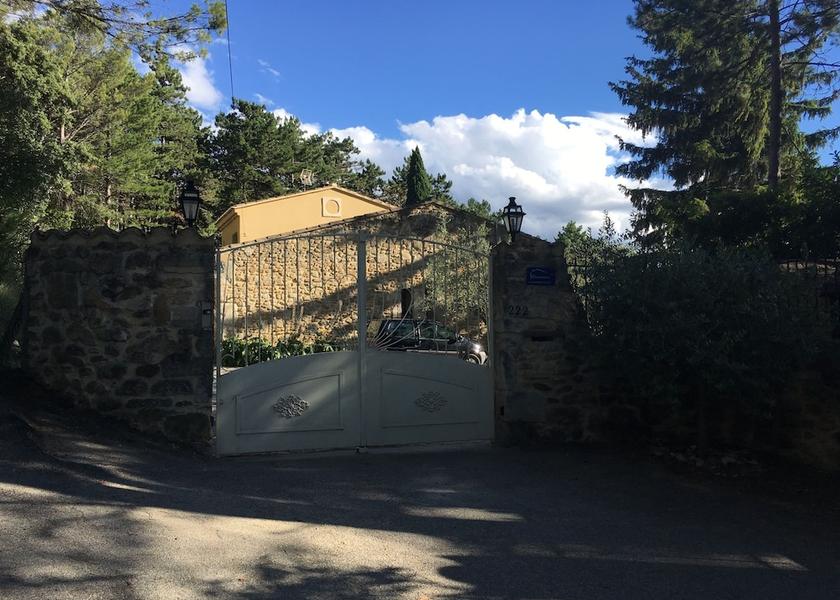 Provence - Alpes - Cote d'Azur Bollene Exterior Detail