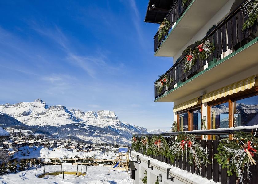 Auvergne-Rhone-Alpes Combloux Facade
