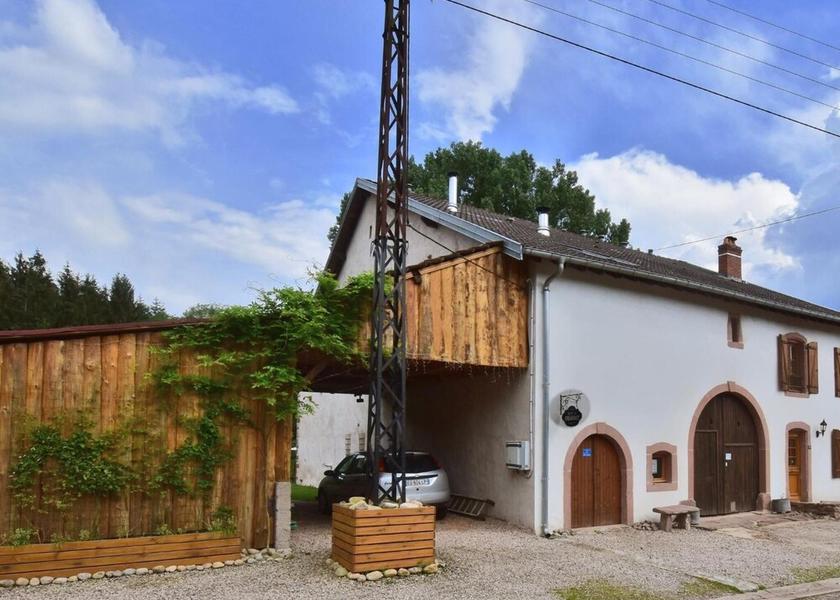 Grand Est Xonrupt-Longemer Exterior Detail