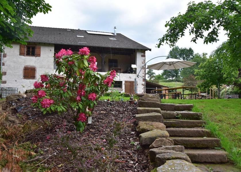 Grand Est Xonrupt-Longemer Exterior Detail