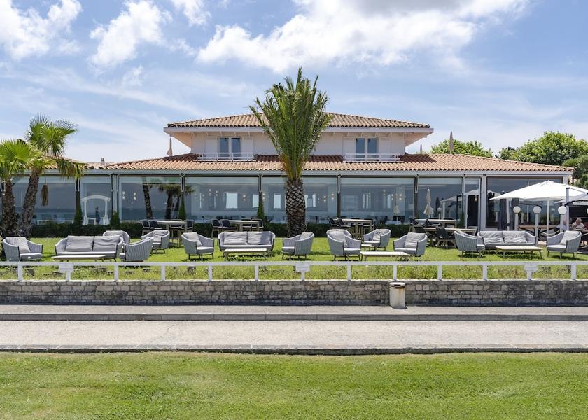 Nouvelle-Aquitaine La Flotte Exterior Detail