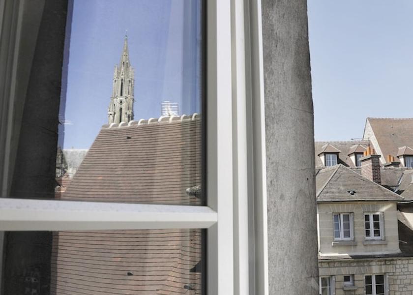 Hauts-de-France Senlis Exterior Detail
