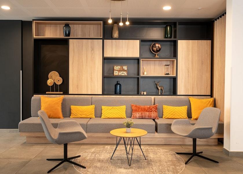 Ile-de-France Velizy-Villacoublay Reception