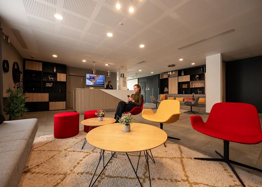 Ile-de-France Velizy-Villacoublay Reception