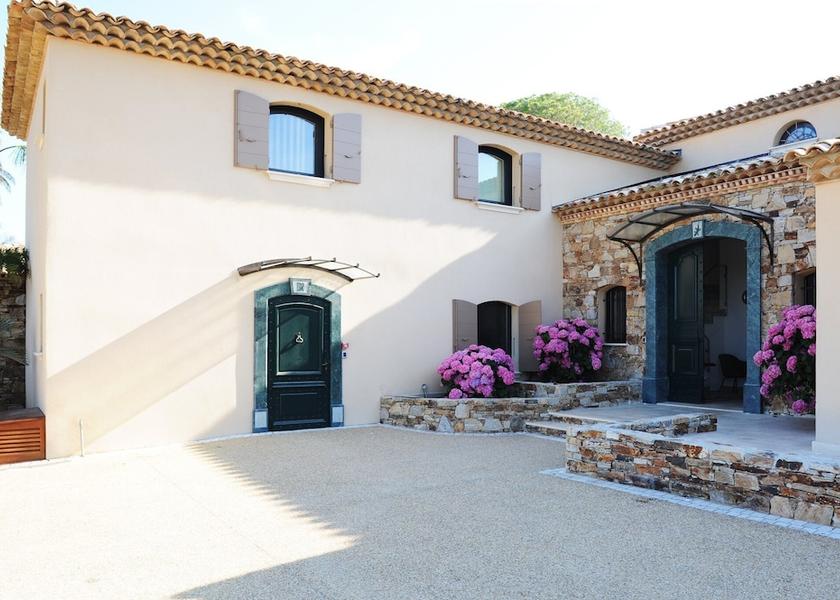 Var Ramatuelle Lobby