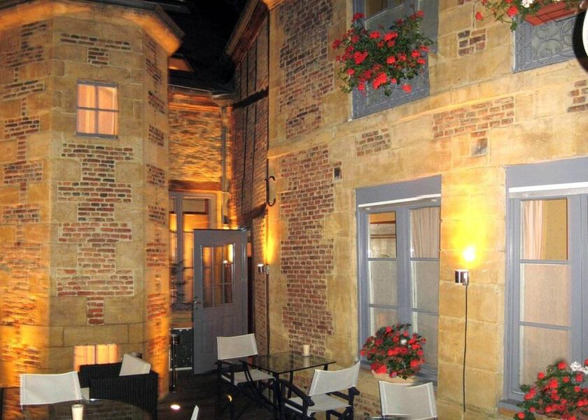 Grand Est Charleville-Mezieres Exterior Detail