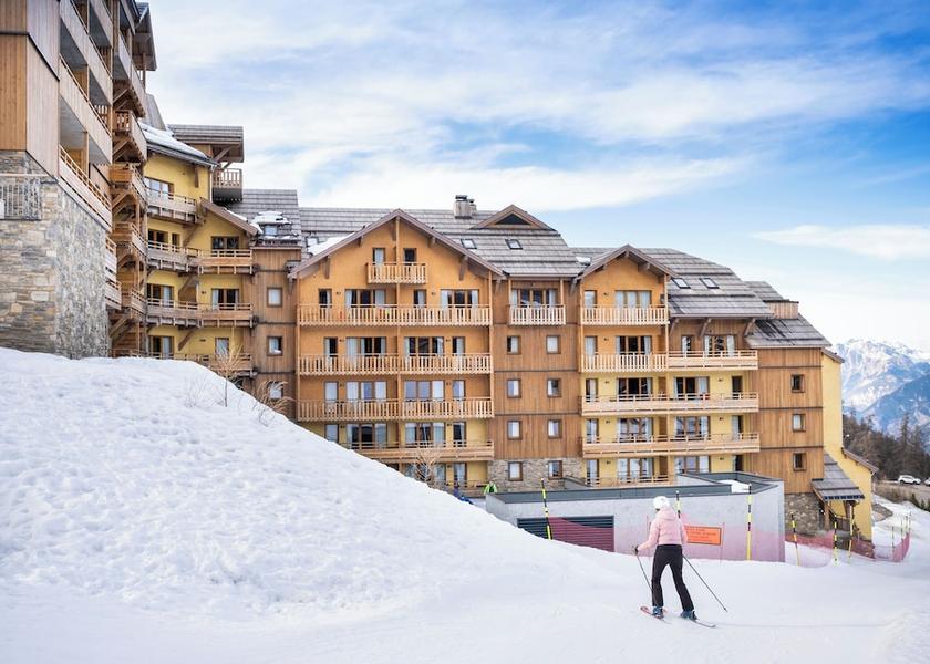 Provence - Alpes - Cote d'Azur Risoul Facade