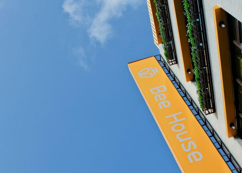  Taipei Exterior Detail