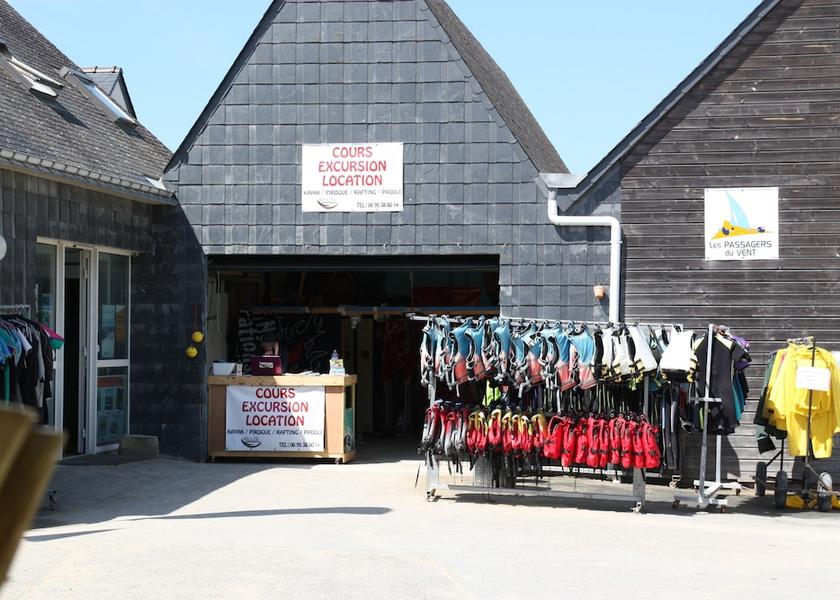 Brittany Plouharnel Sports Bar