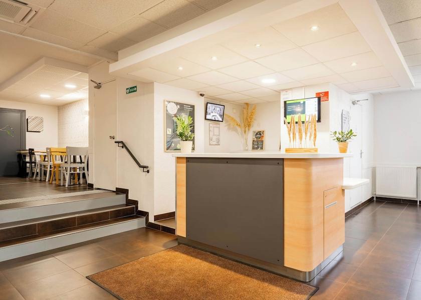 Hauts-de-France Rouvignies Reception