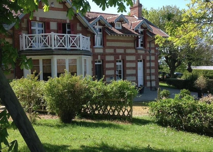 Normandy Cricqueboeuf Exterior Detail