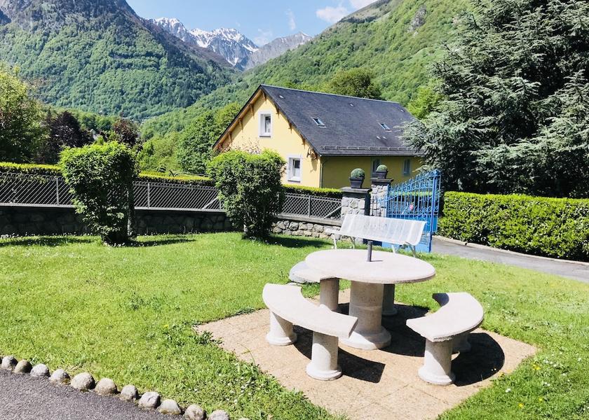 Occitanie Cauterets Garden