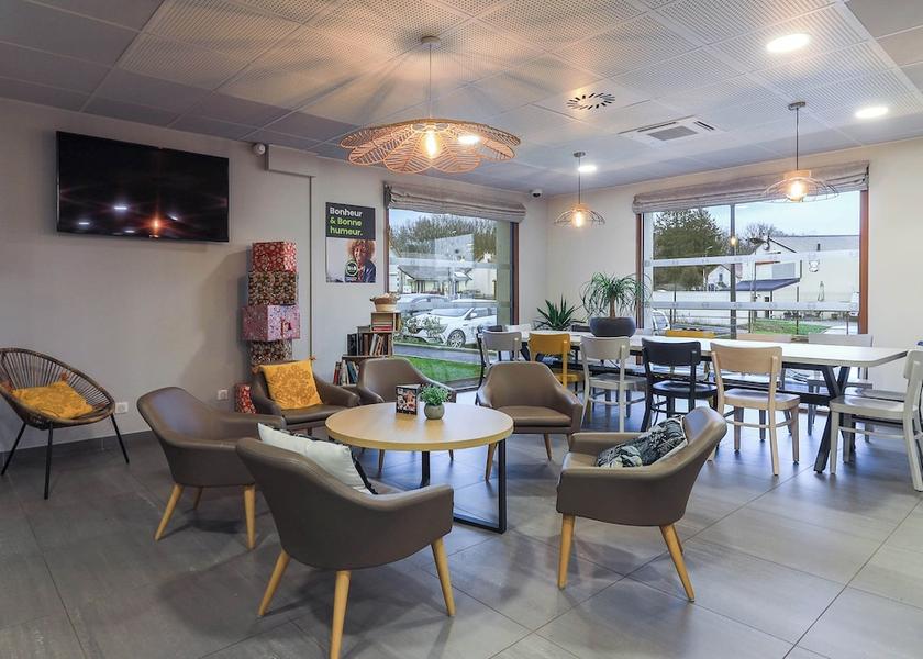 Bourgogne-Franche-Comte Montchanin Lobby