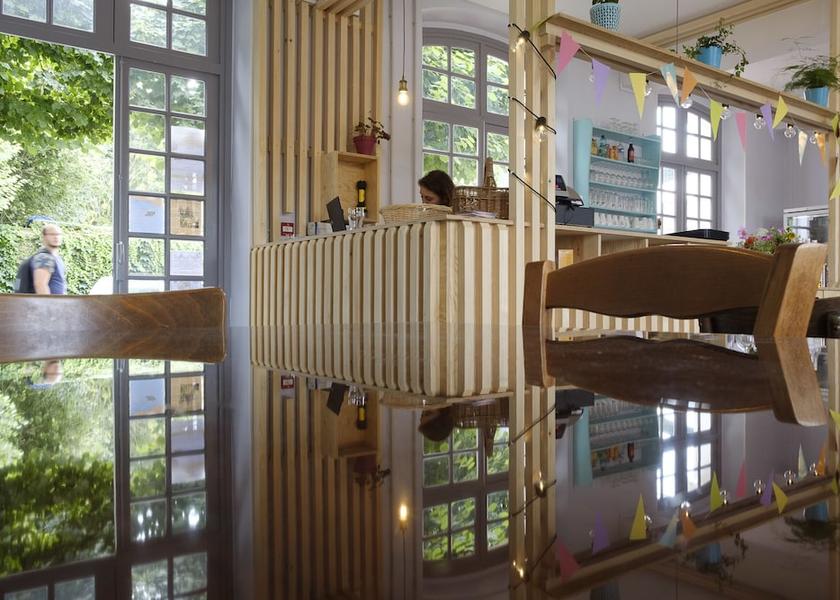 Ile-de-France Montreuil Lobby