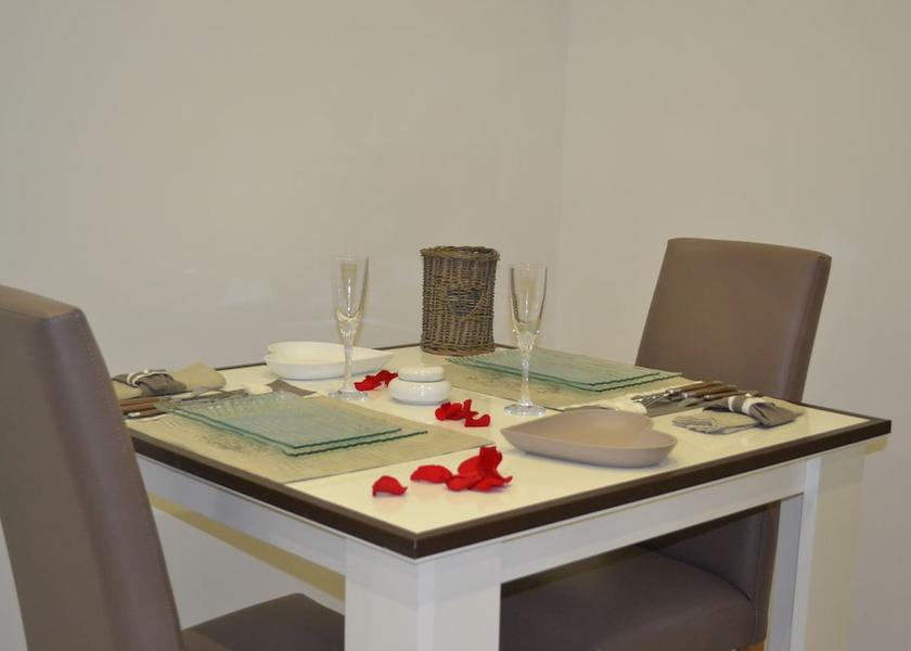 Occitanie Agde In-Room Dining