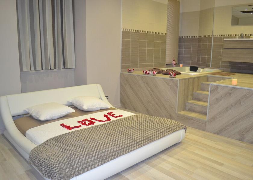 Occitanie Agde Room