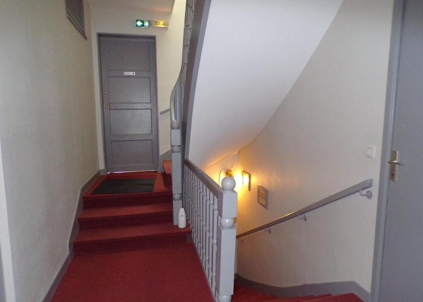 Pays de la Loire Les Ponts-de-Ce Interior Entrance