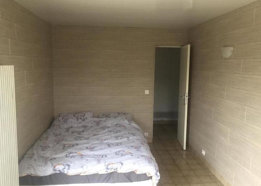 Ile-de-France Corbeil-Essonnes Room