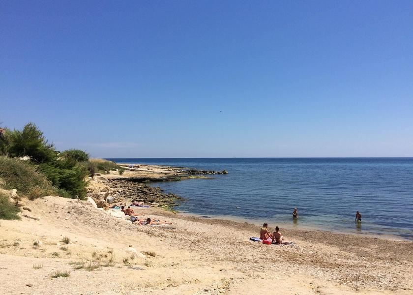 Provence - Alpes - Cote d'Azur Sausset-les-Pins Beach
