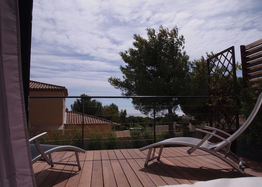 Provence - Alpes - Cote d'Azur Sausset-les-Pins Terrace