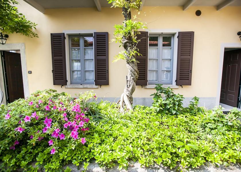 Lombardy Moltrasio Garden