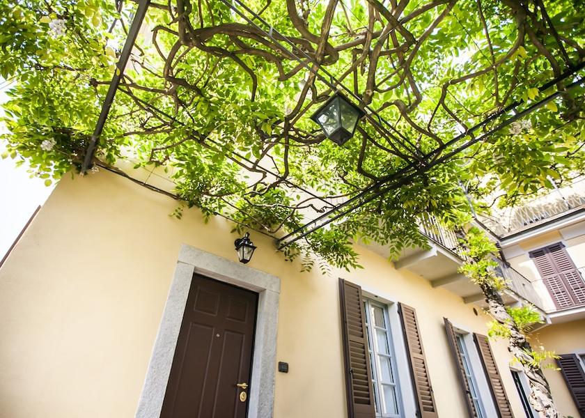 Lombardy Moltrasio Facade