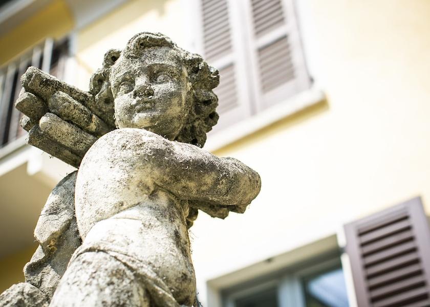 Lombardy Moltrasio Exterior Detail