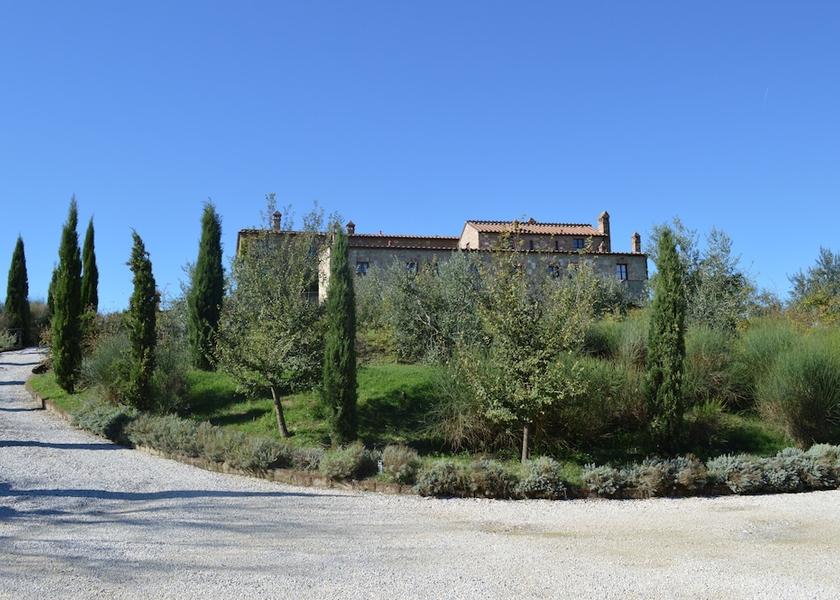 Tuscany Asciano Exterior Detail