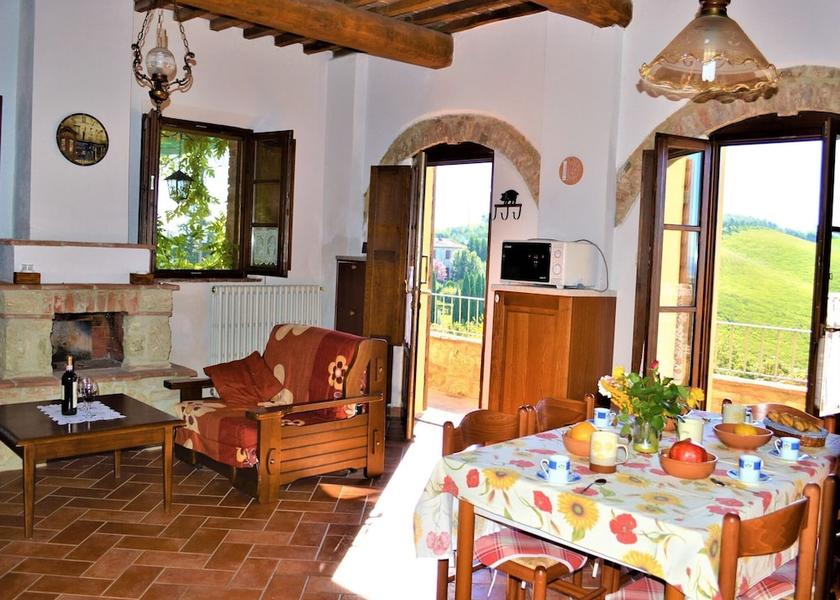 Tuscany Asciano Dining Area