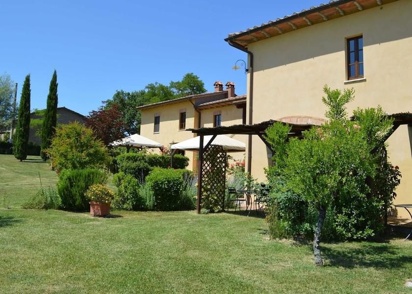 Tuscany Asciano Exterior Detail